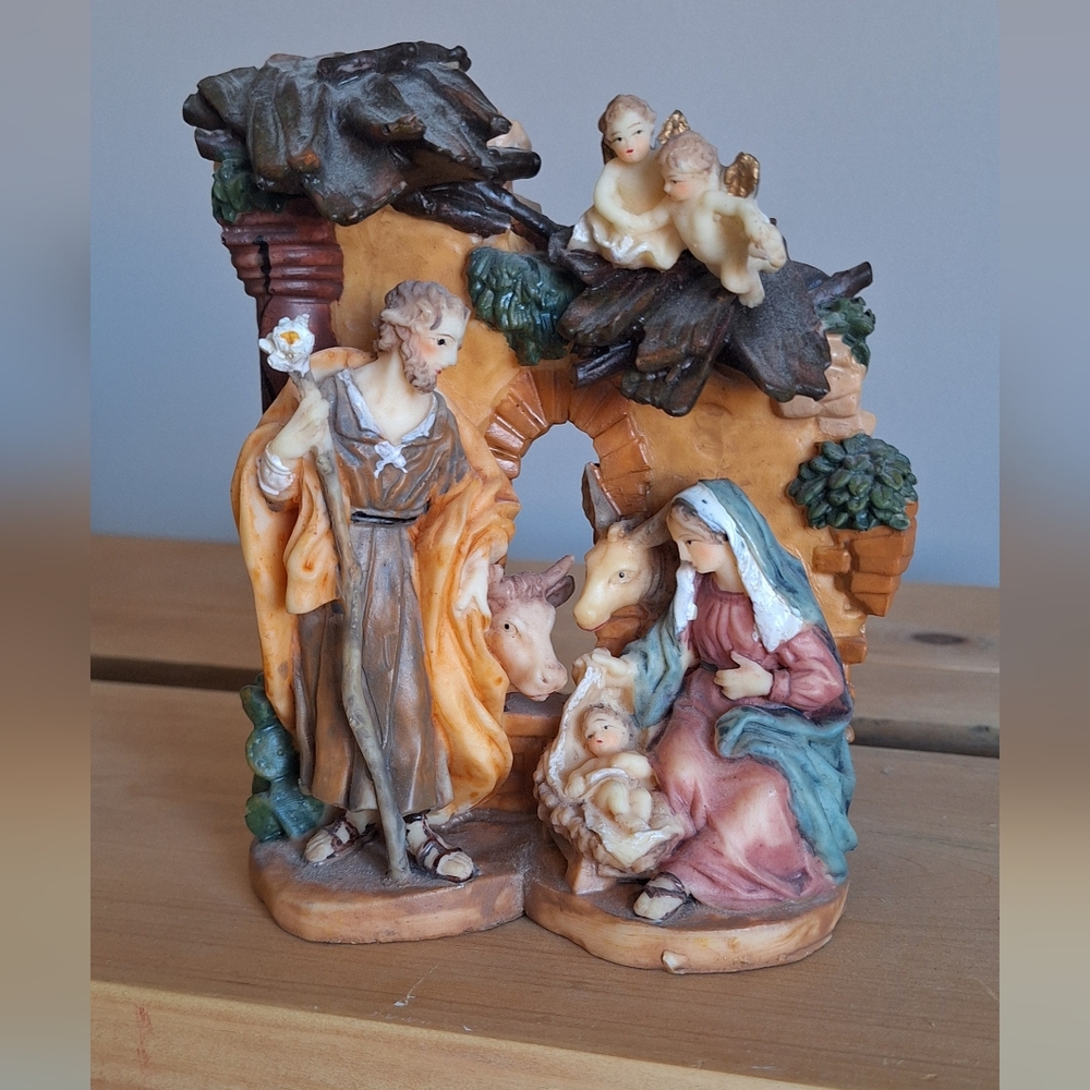 Small Christmas decoration. Birth of Christ